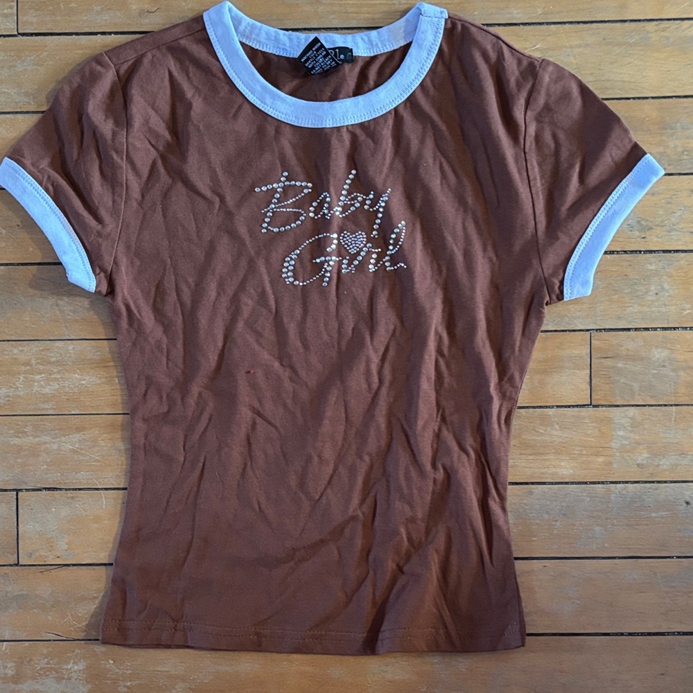 NWOT Rue21 Brown Tee with White Accents